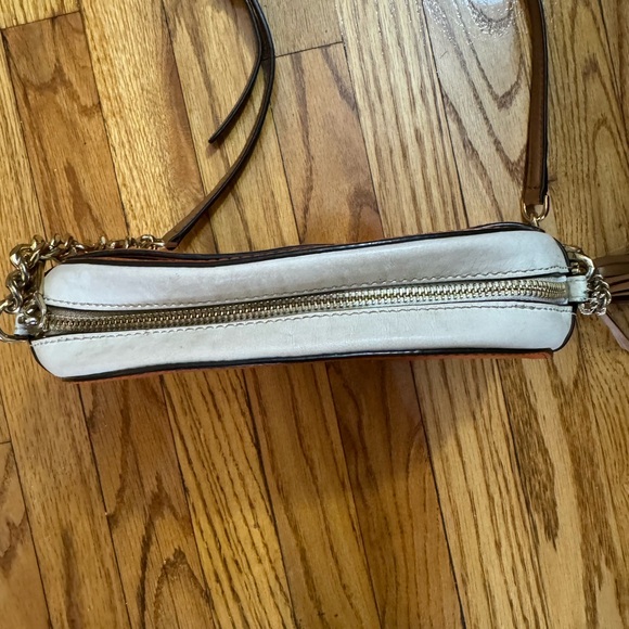 Michael Kors Medium Ginny Camera Messenger Crossbody Mimosa SAME DAY SHIP - Picture 2 of 7